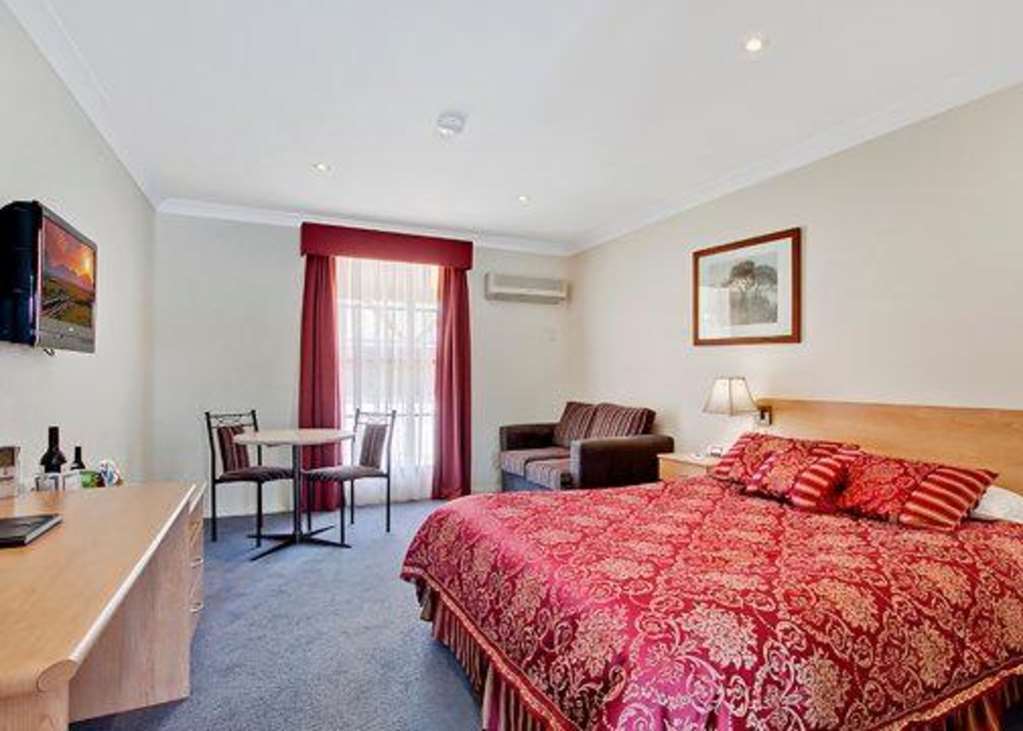 Bushman'S Motor Inn Parkes Room photo