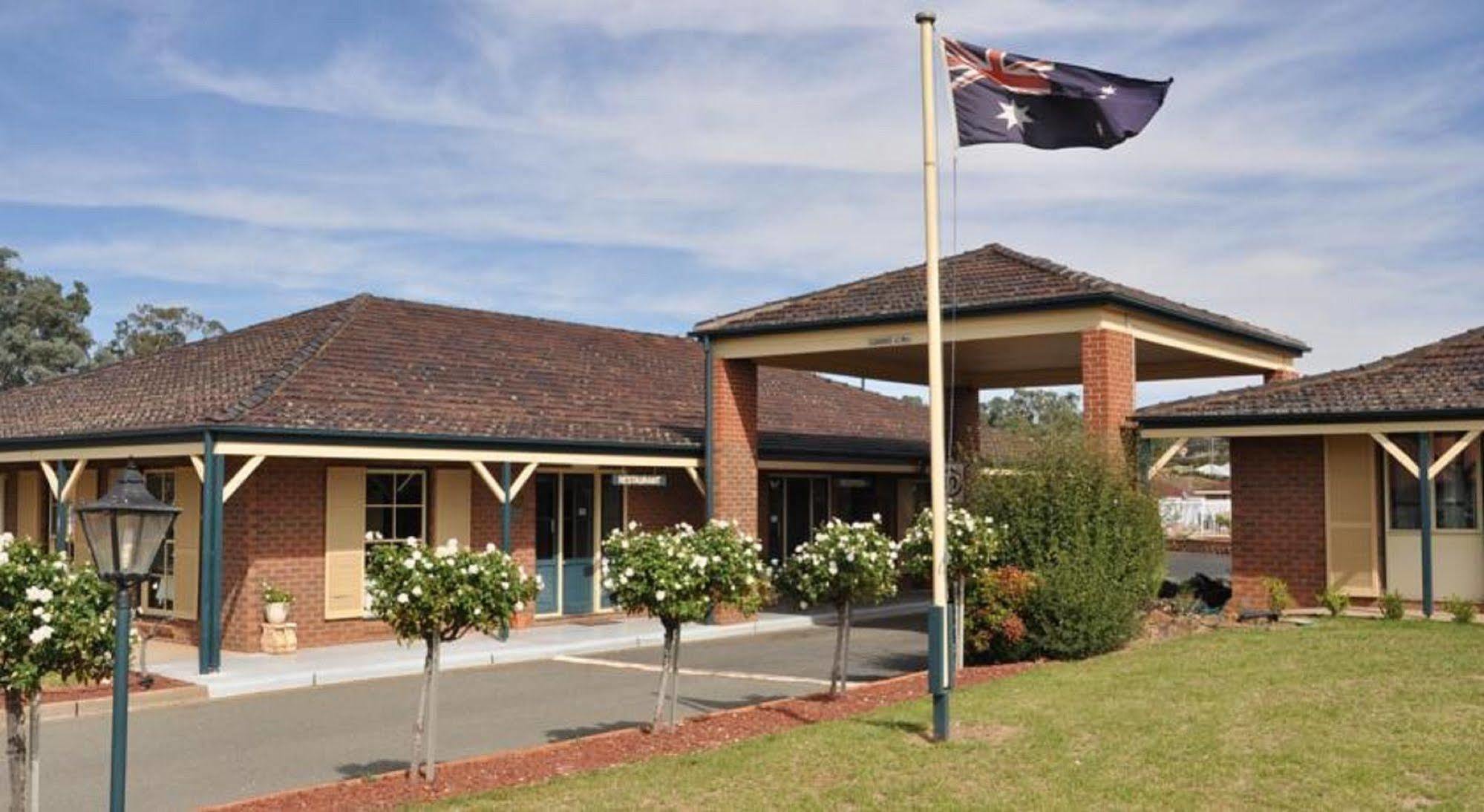 Bushman'S Motor Inn Parkes Exterior photo